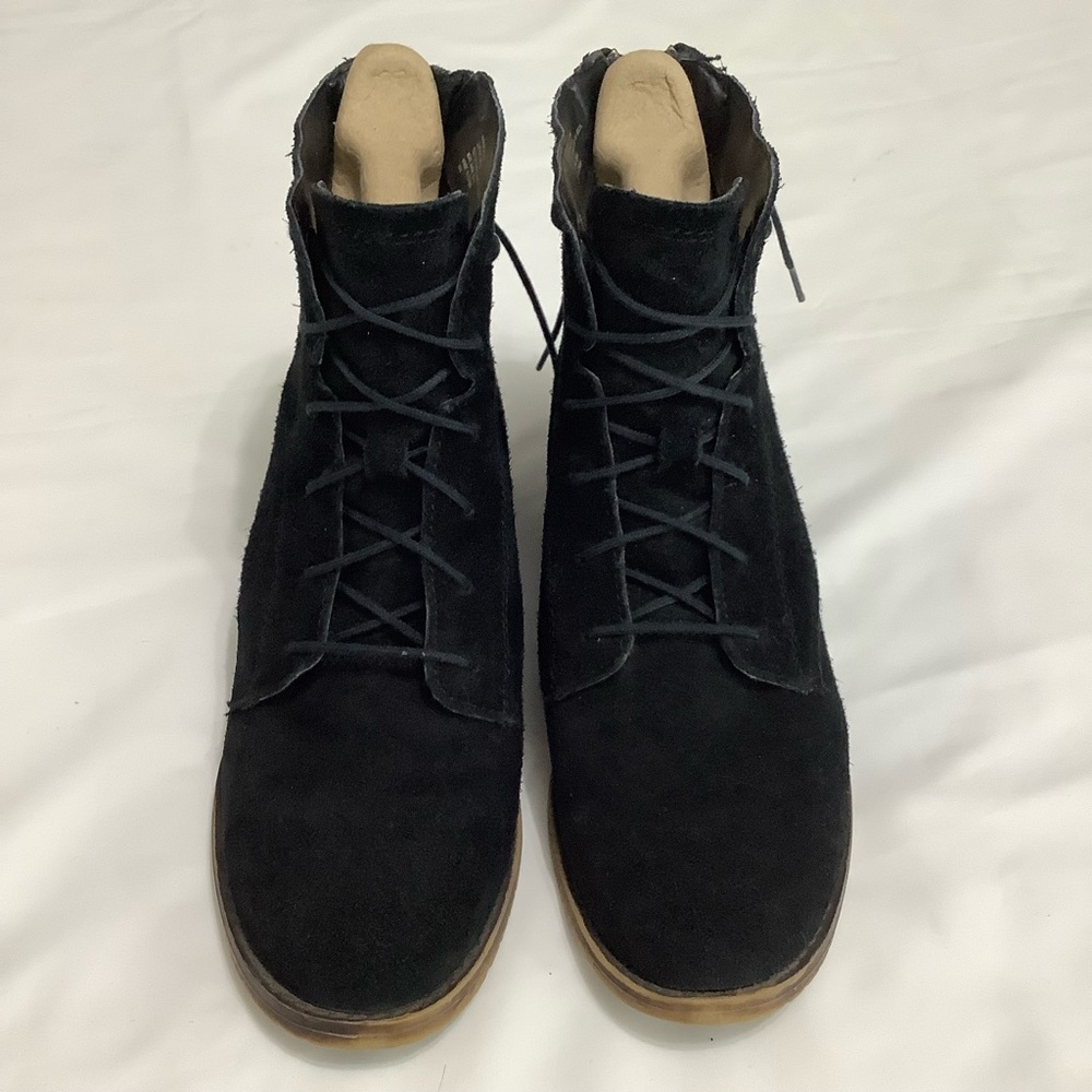 Steve Madden Black Suede lace up bootie Size 6.5 - Picture 3 of 8